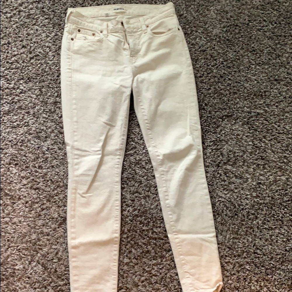 Taylor Stitch slim cut off white denim